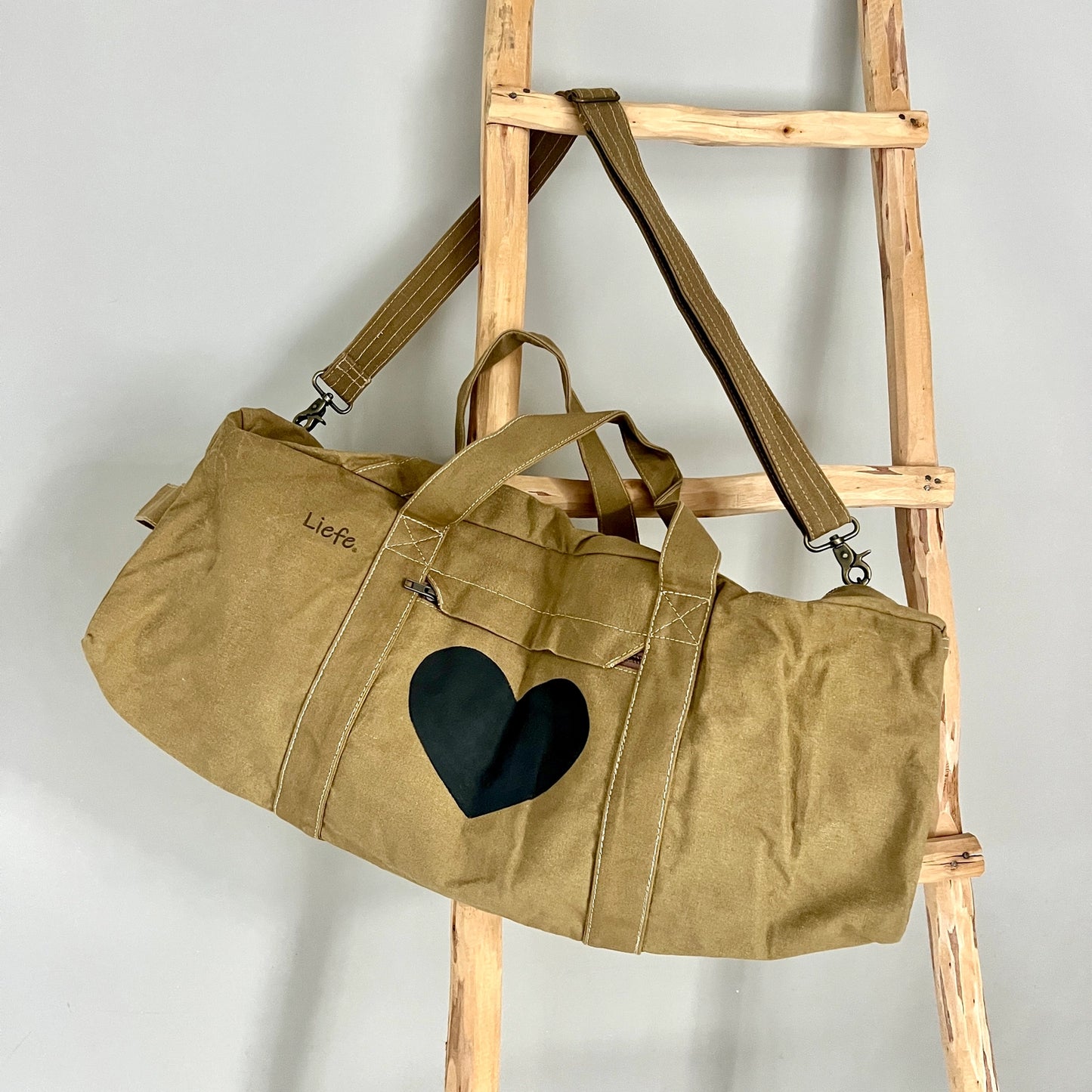 Sac de yoga/sport cœur noir (toile foncée)