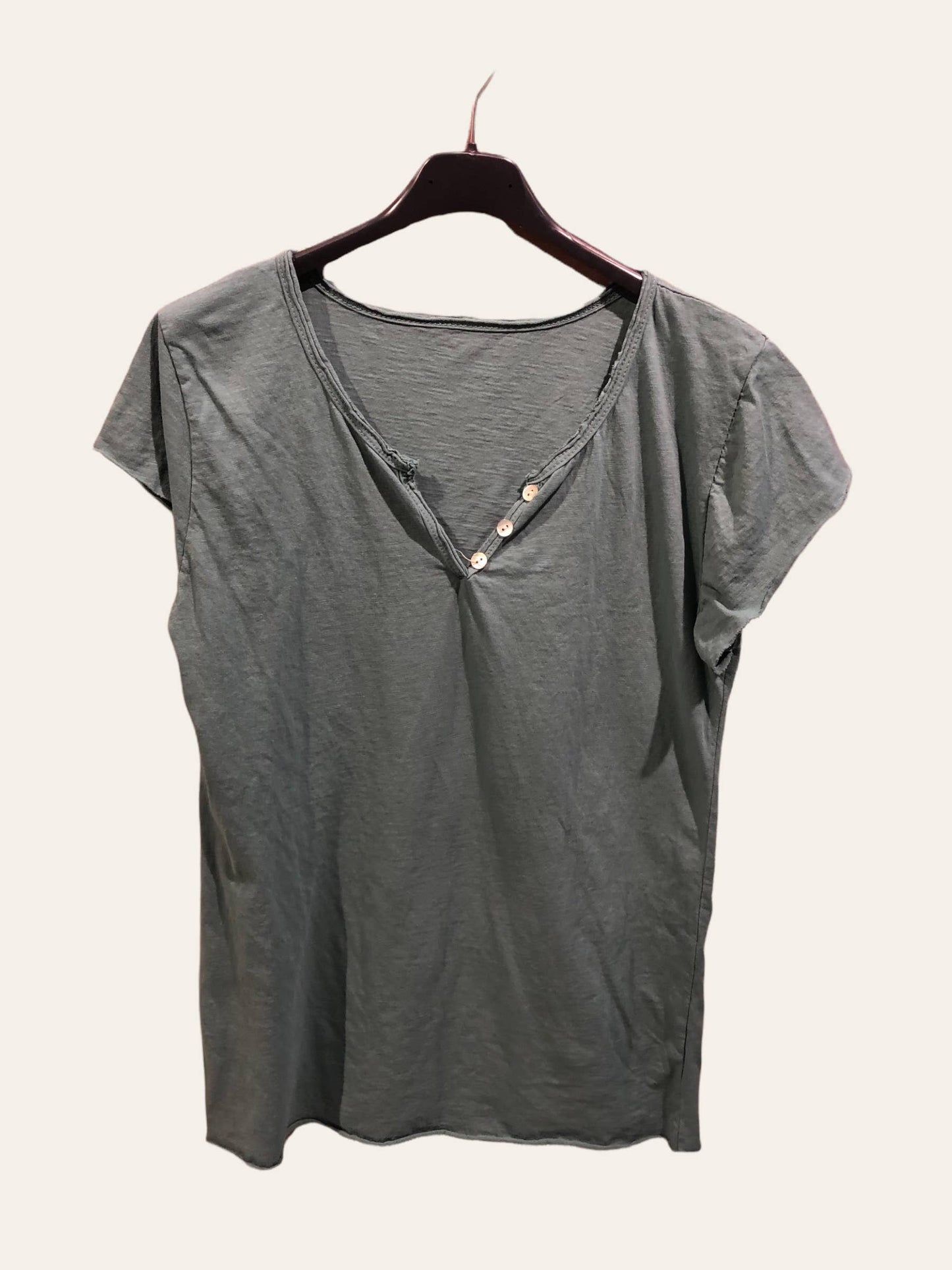 T-shirt uni col tunisien 3 boutons