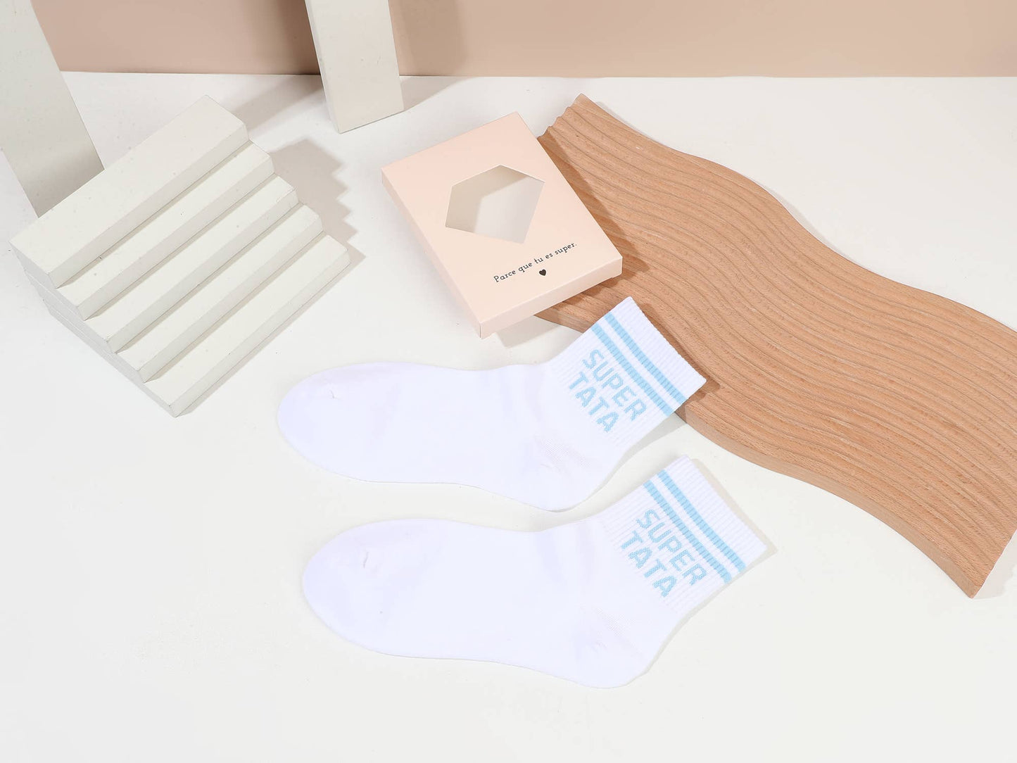 Boîte de 35 paires de chaussettes pour femmes