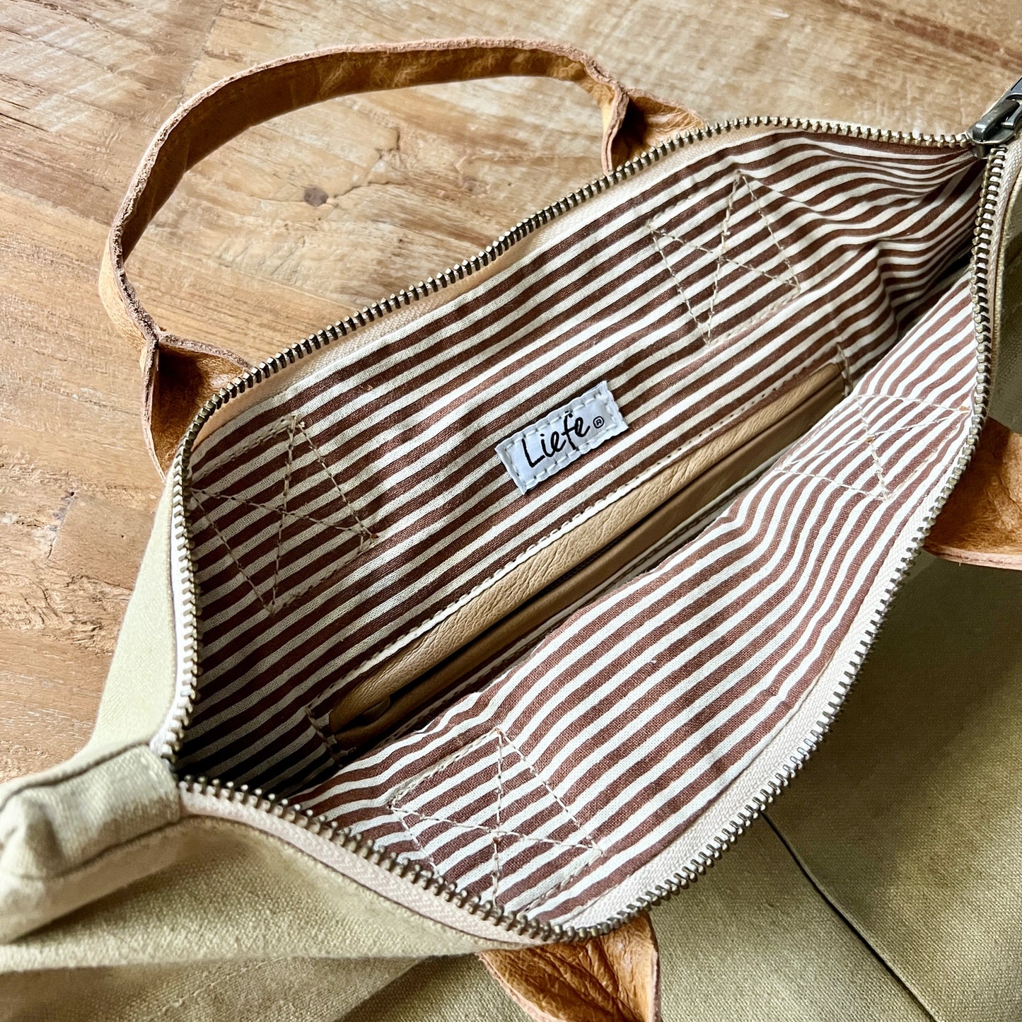 Sac à dos kaki (coton recyclé kaki)