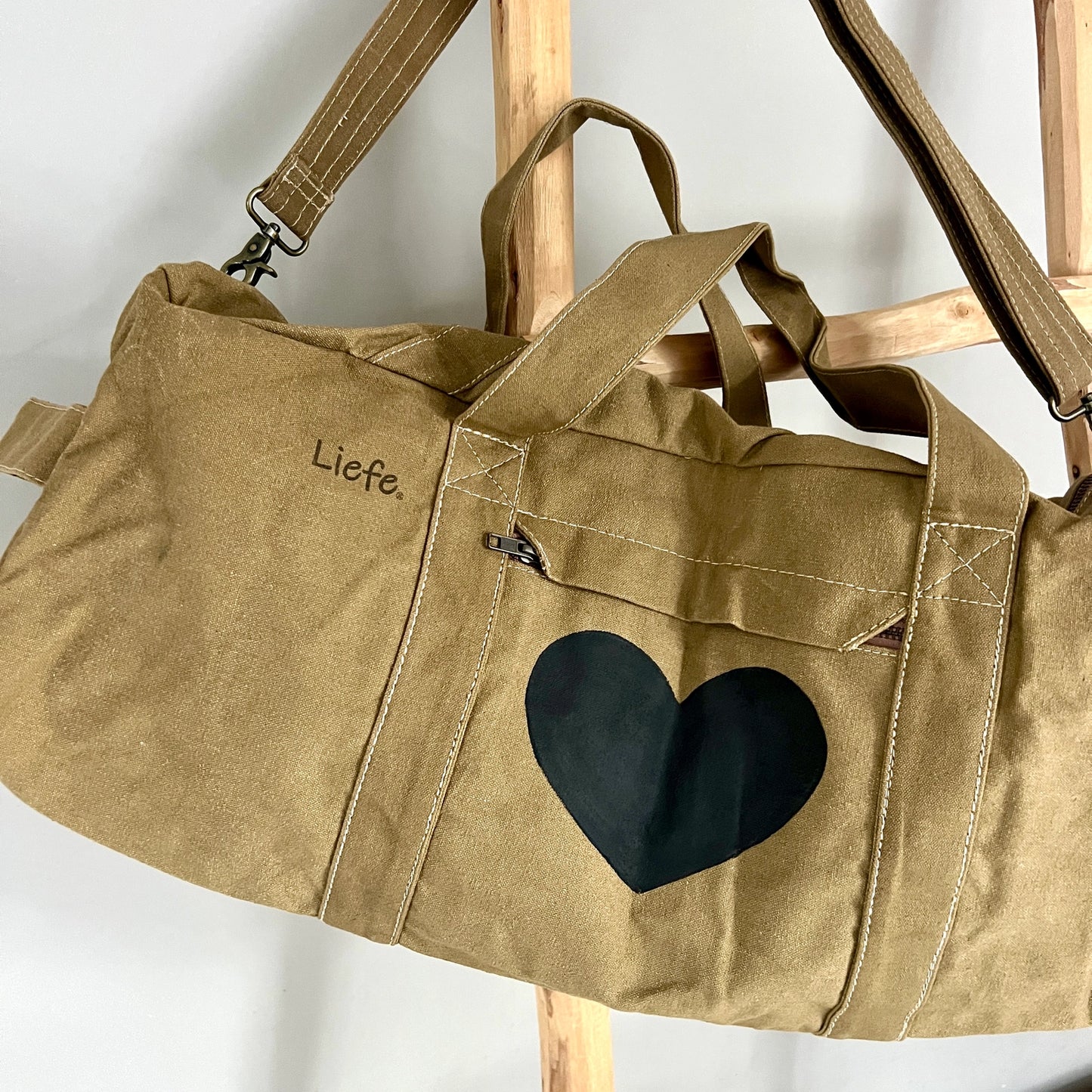 Sac de yoga/sport cœur noir (toile foncée)