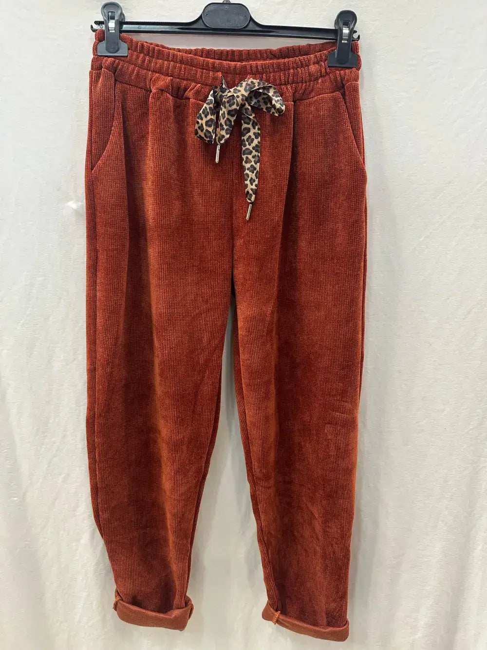 Jogging en velours avec nœud à léopard @43710_JoNoeudLeo