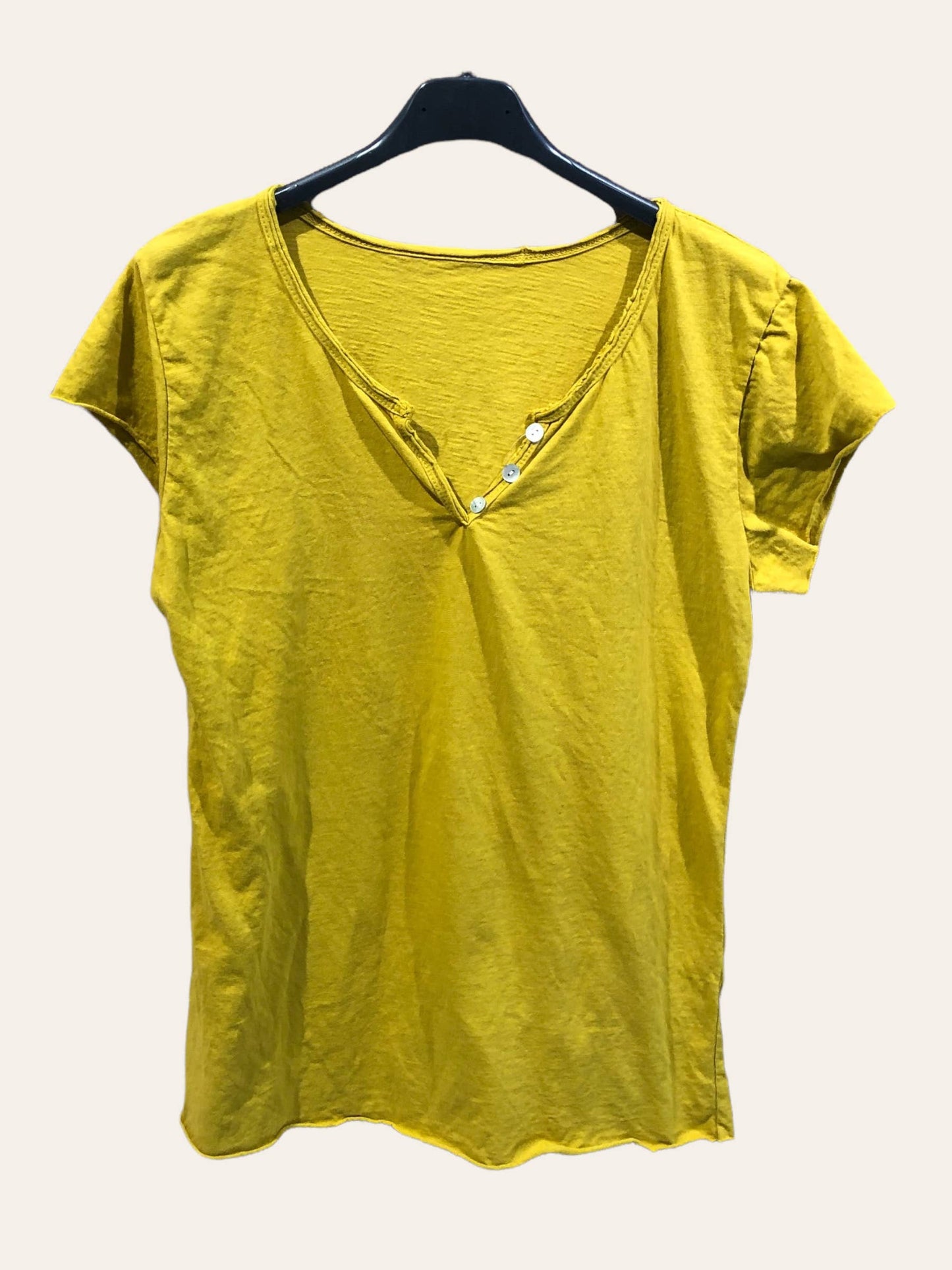 T-shirt uni col tunisien 3 boutons