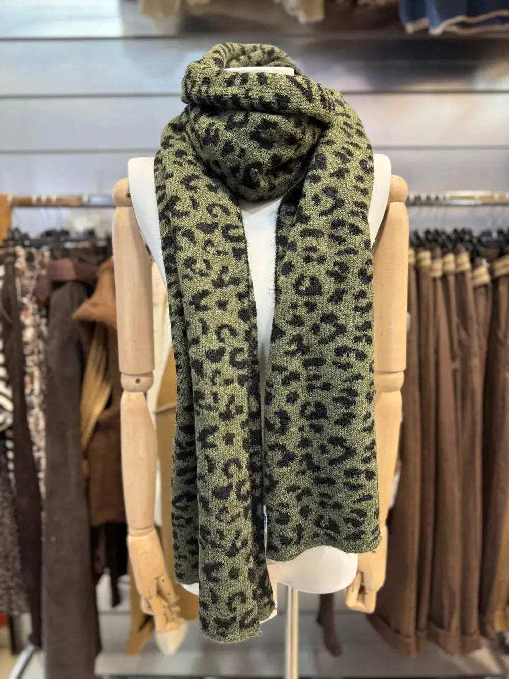 Écharpe En Maille Léopard Réversible @35725_EcharpeLeo