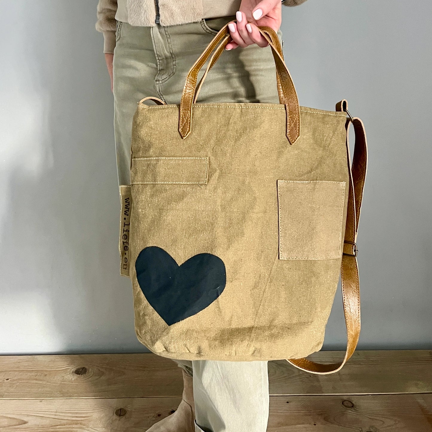 Vintage Sac Seau cœur noir (toile foncée)