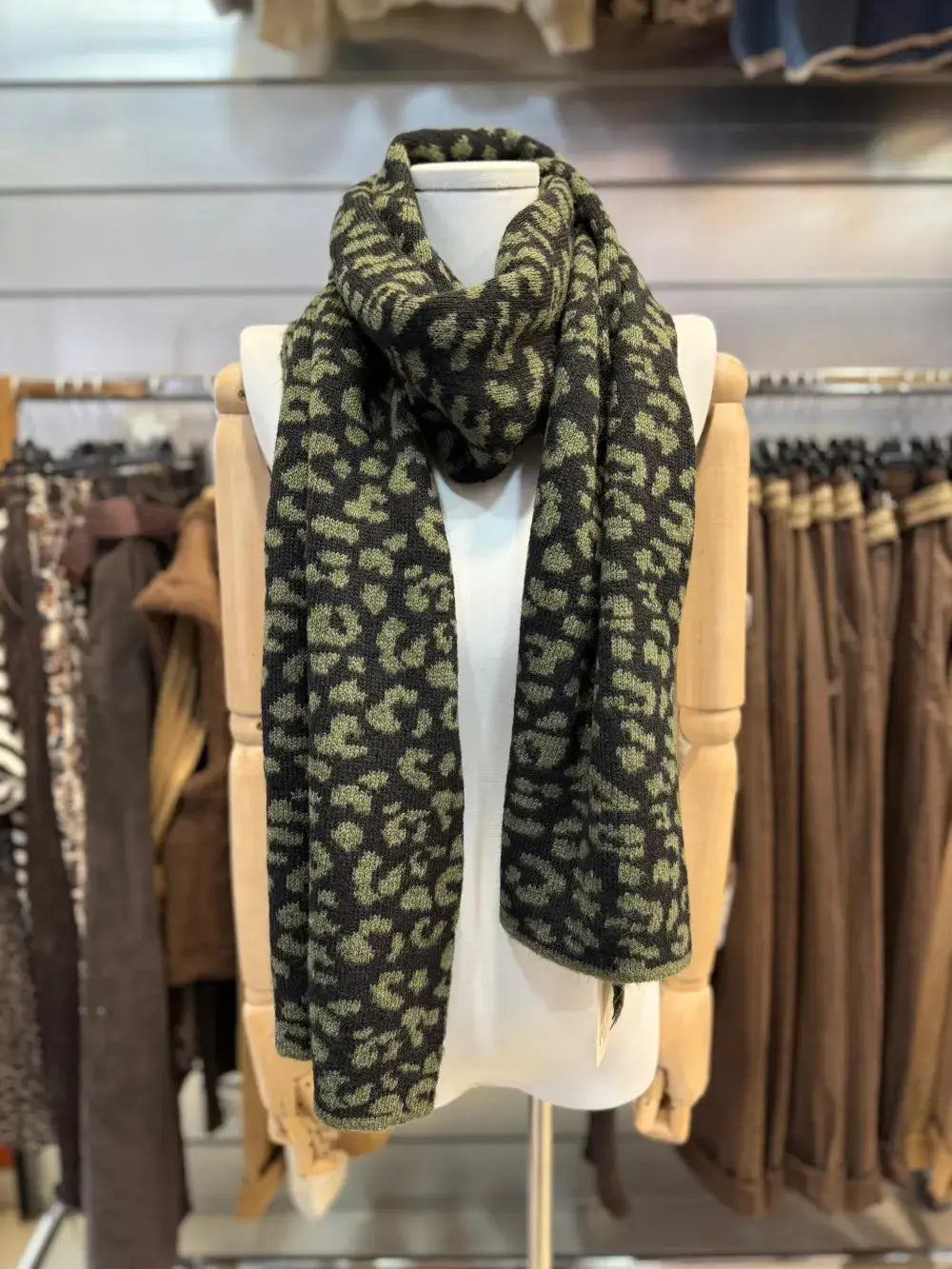 Écharpe En Maille Léopard Réversible @35725_EcharpeLeo