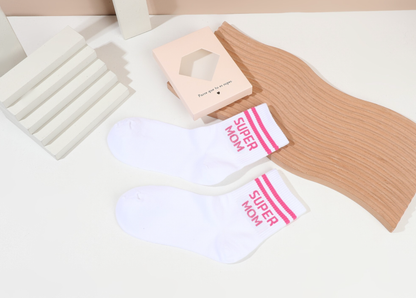Boîte de 35 paires de chaussettes pour femmes