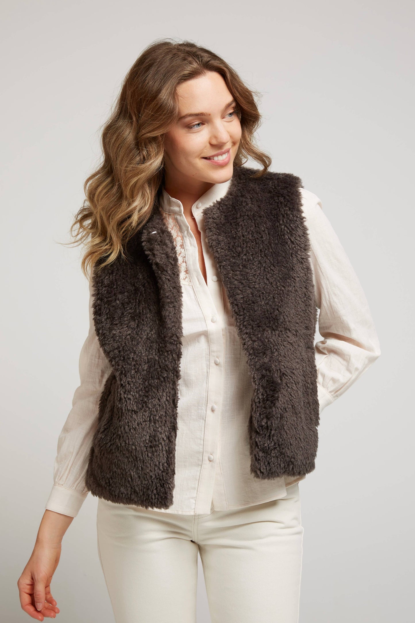 ROXANNE - Gilet moumoute sans manches