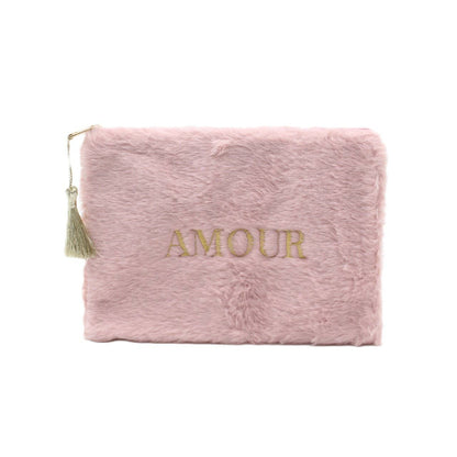 Pochette fourrure message AMOUR