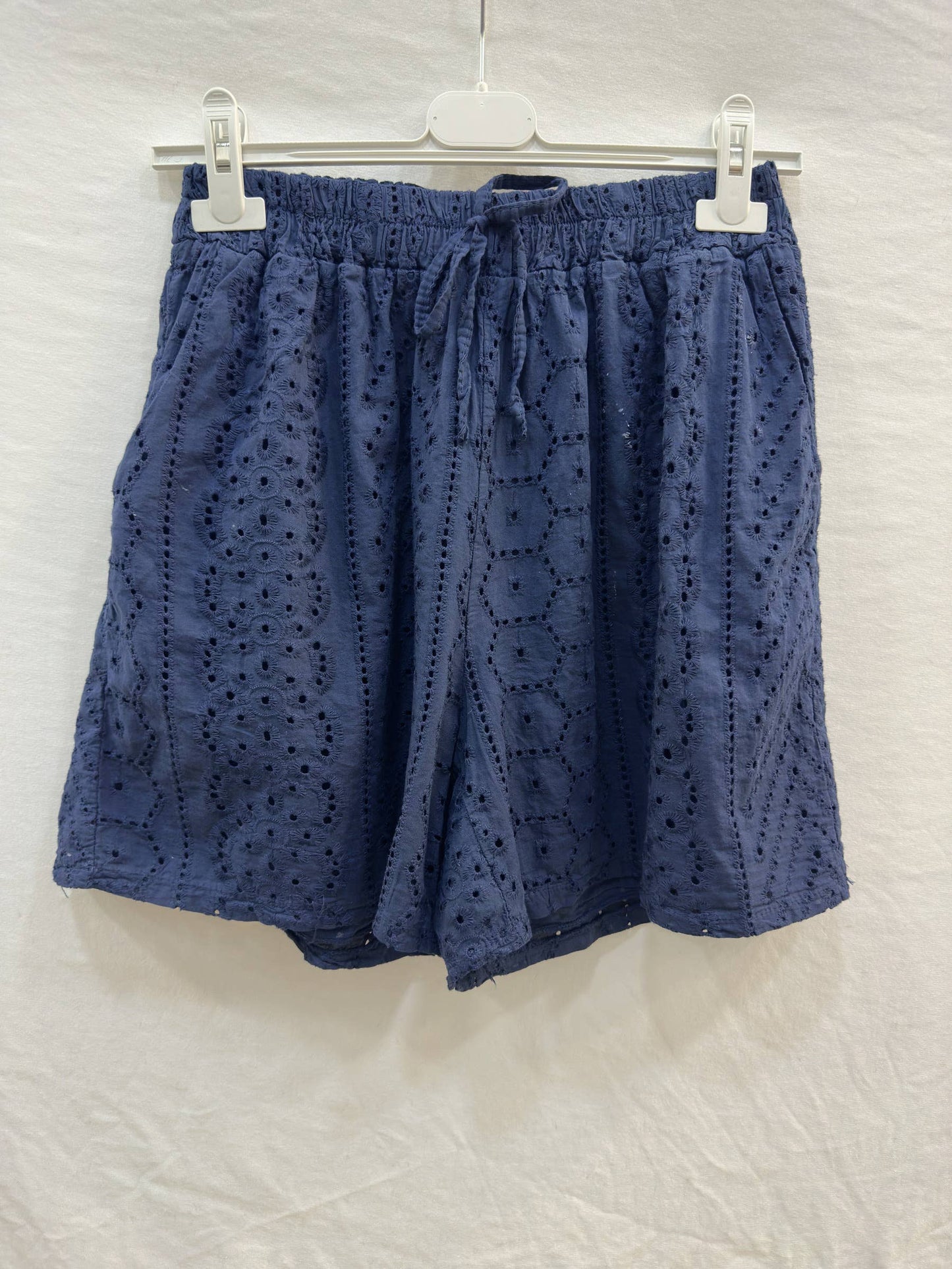 Short en Broderie Anglaise @65401_ShBroderie
