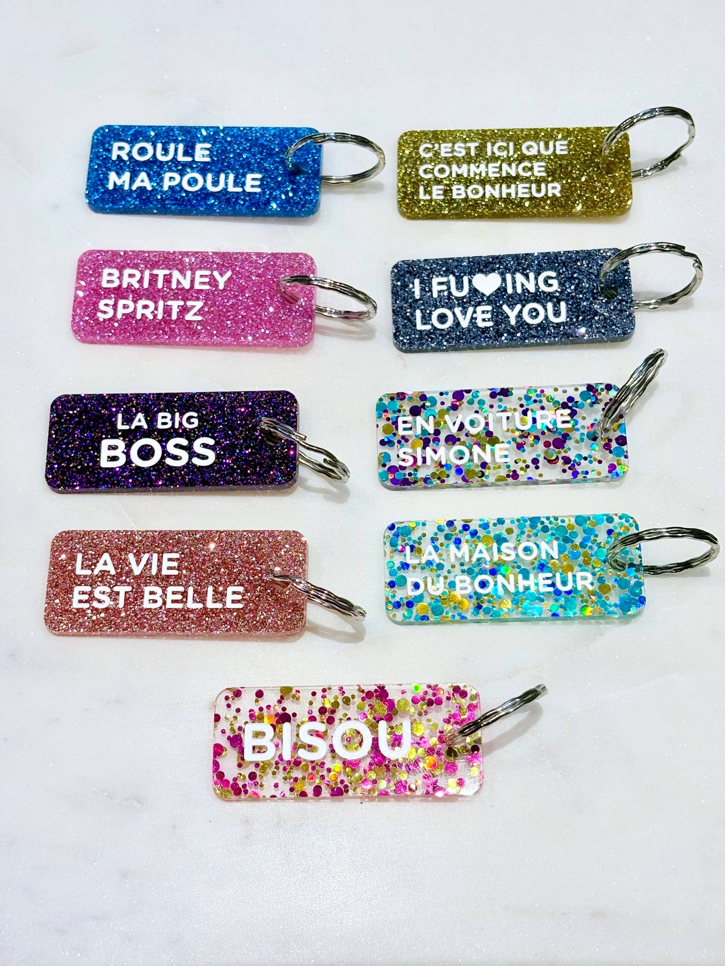 SISTERS DE COEUR Porte-clés à paillettes Plus de Love