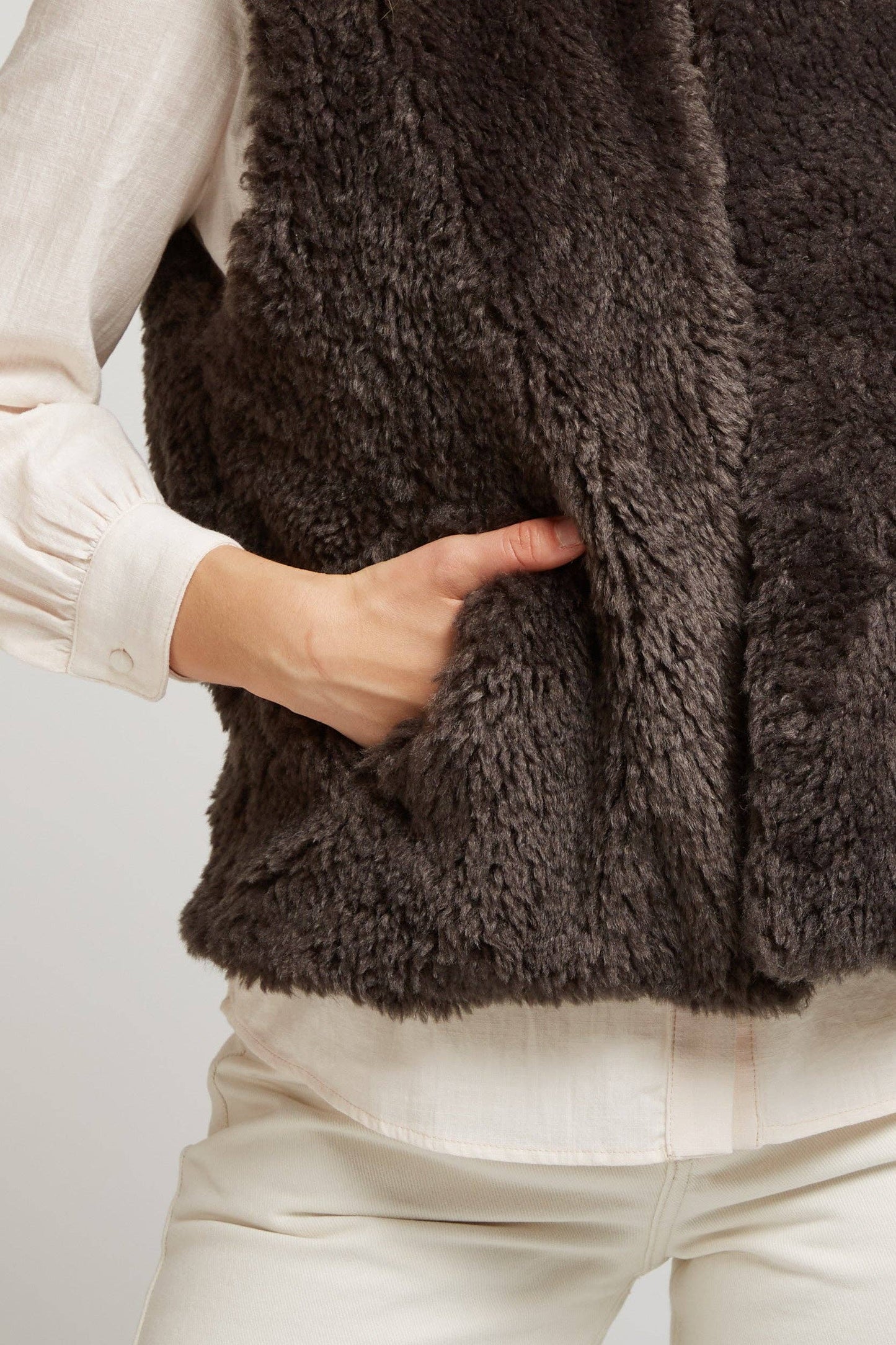 ROXANNE - Gilet moumoute sans manches