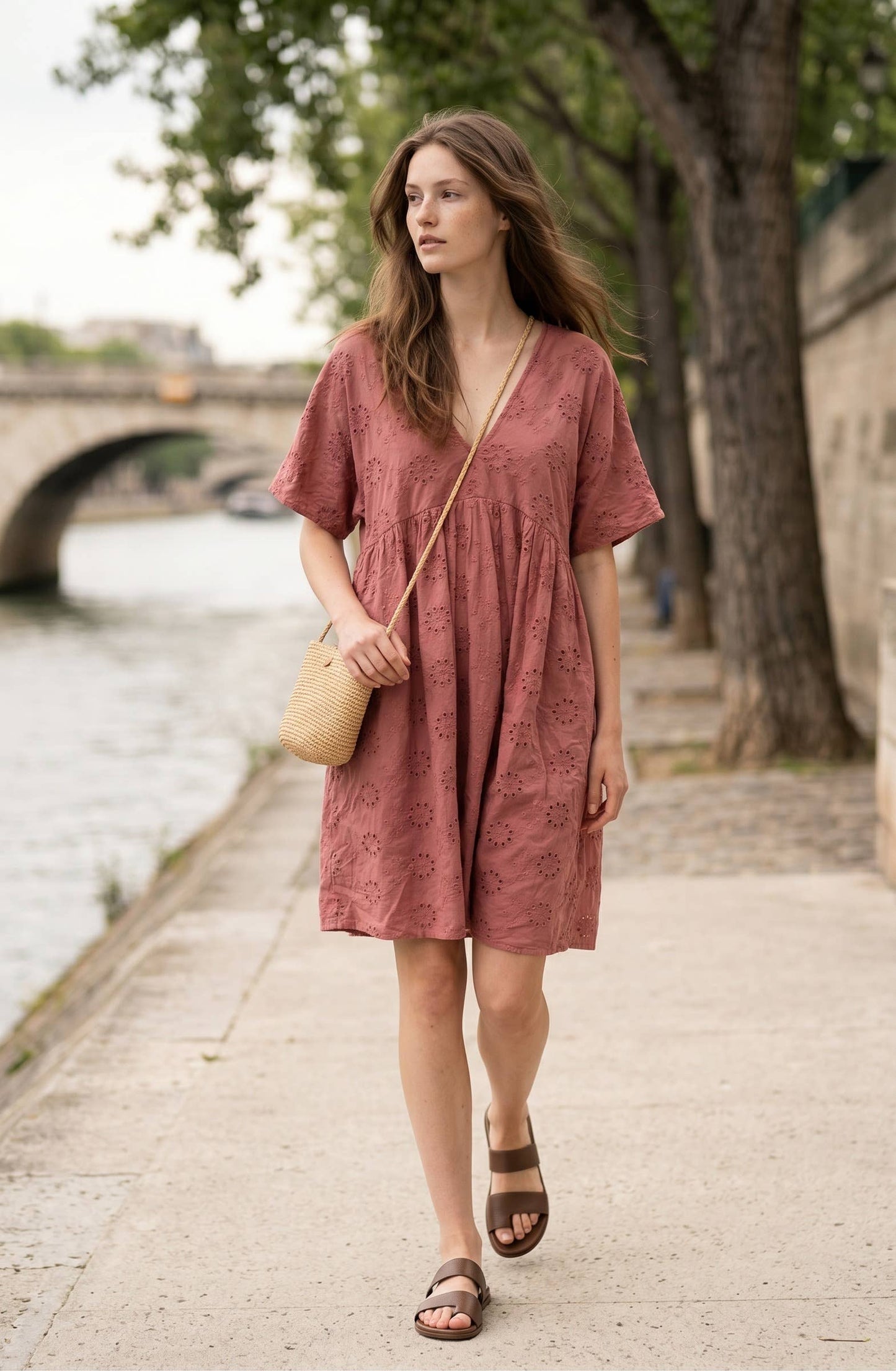 Robe Courte en Broderie Anglaise de Coton @6519_RCBroderie