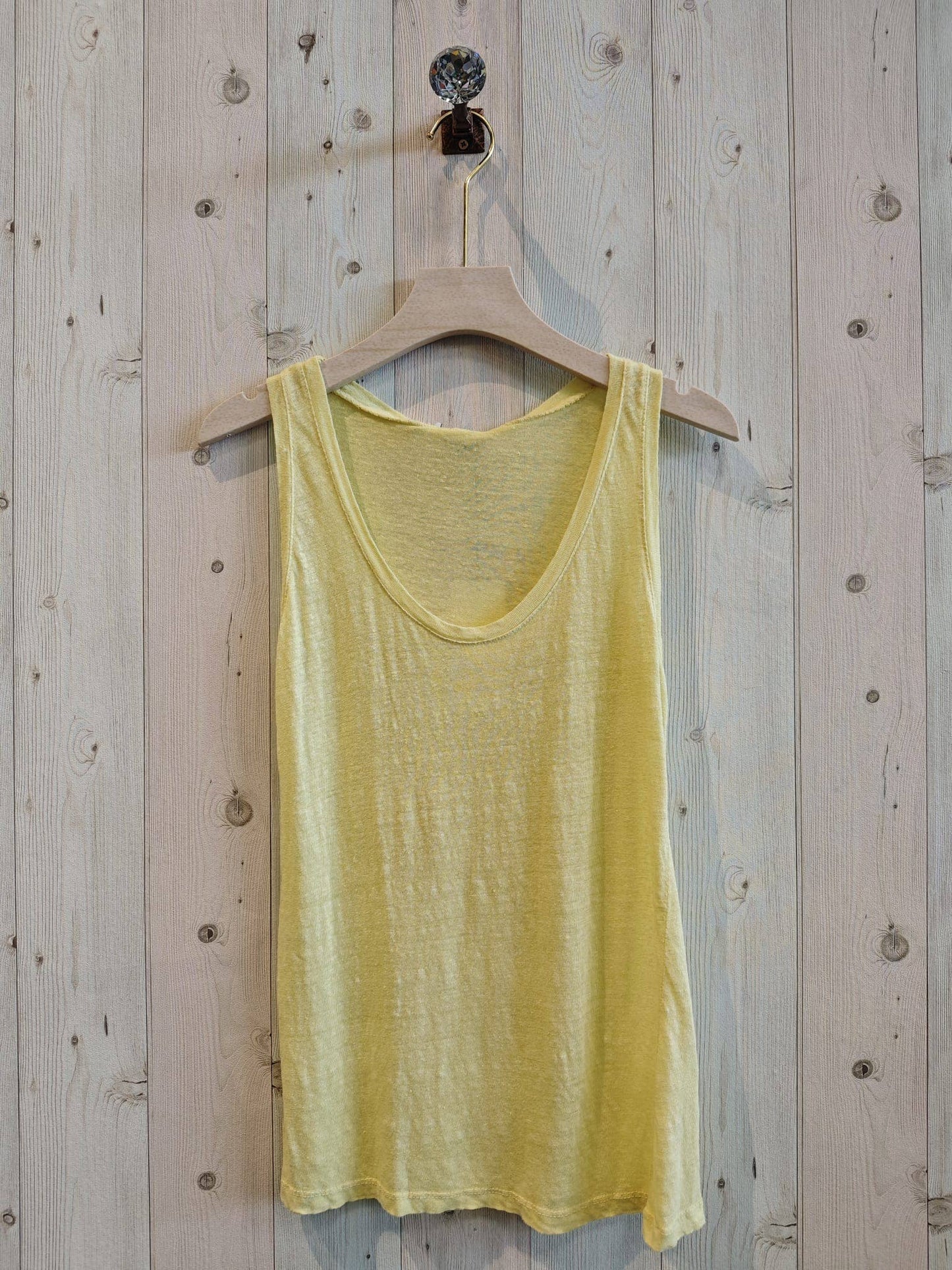 Réf-3981 T-SHIRT BASIQUE À BRETELLES 100 % LIN