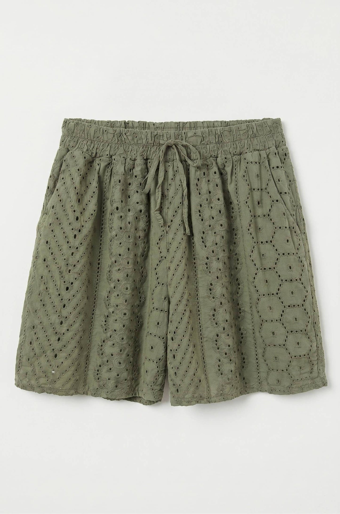 Short en Broderie Anglaise @65401_ShBroderie