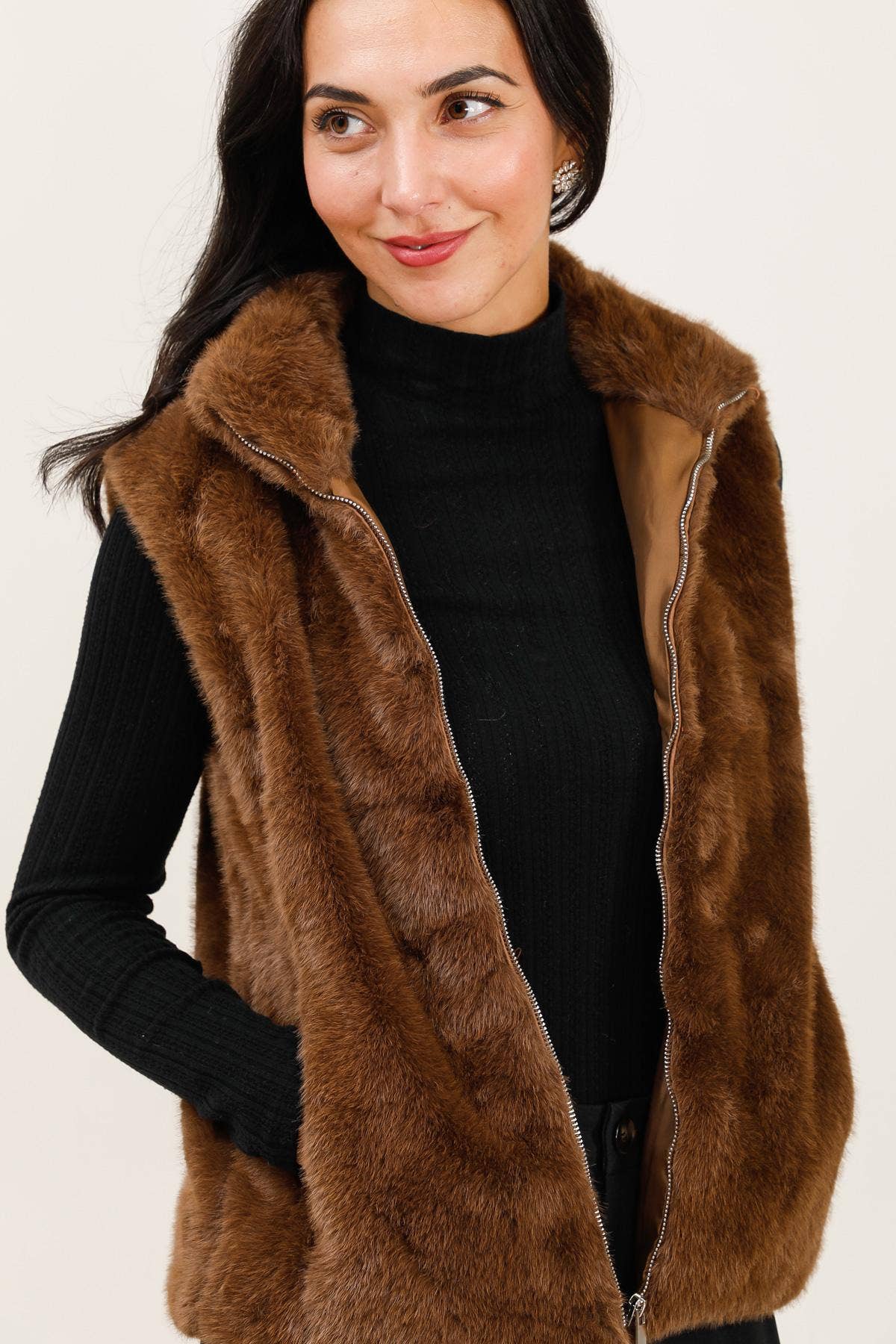 Gilet sans manche en fausse fourrure ultra douce